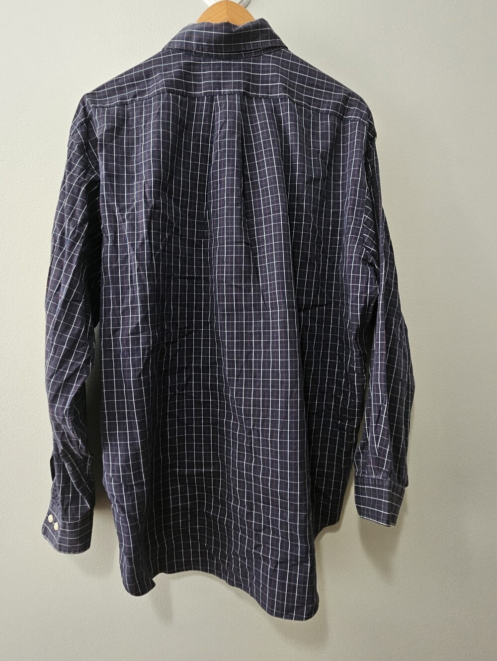 Shirts - Picture 6 of 7
